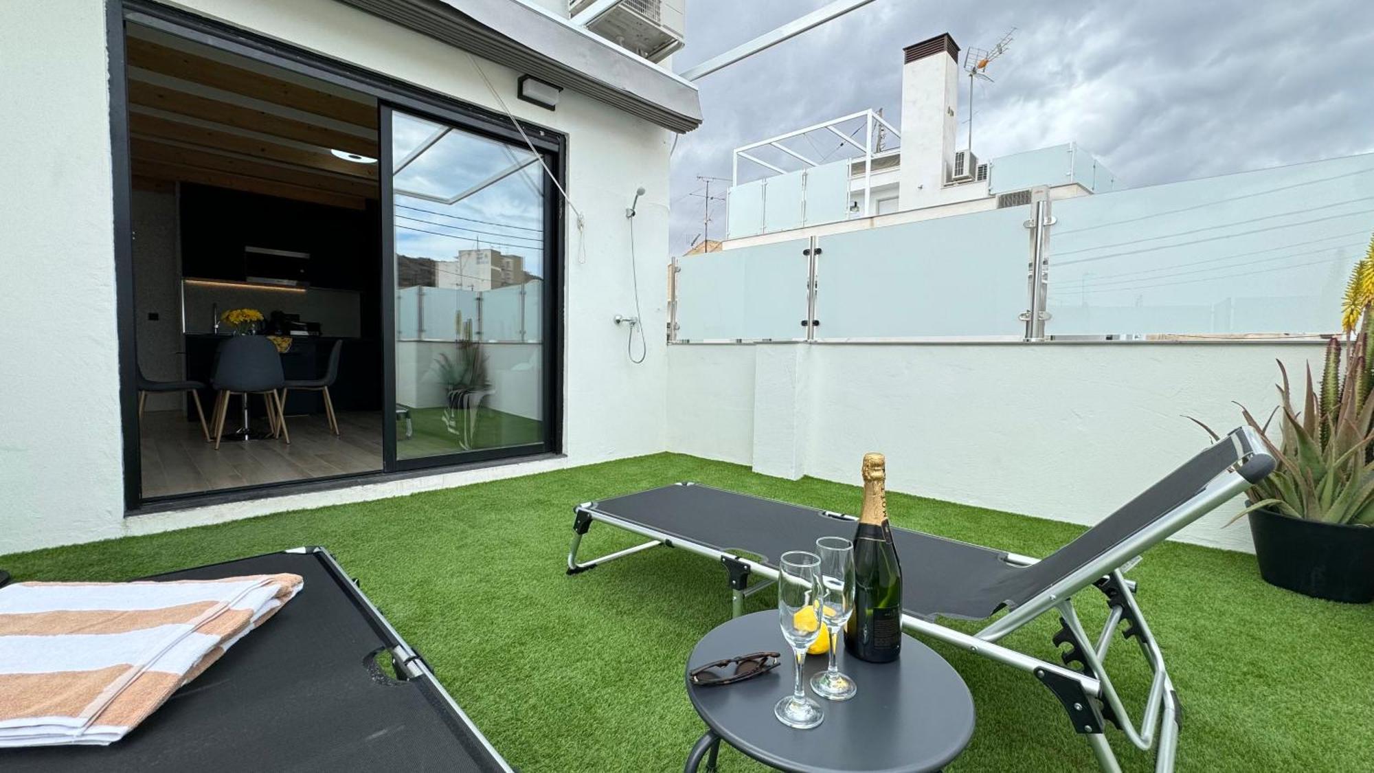 Apart-Hotel Happy Life Alicante Buitenkant foto